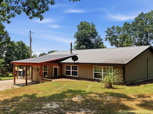 9169 County Road 483 , Birch Tree, MO 65438