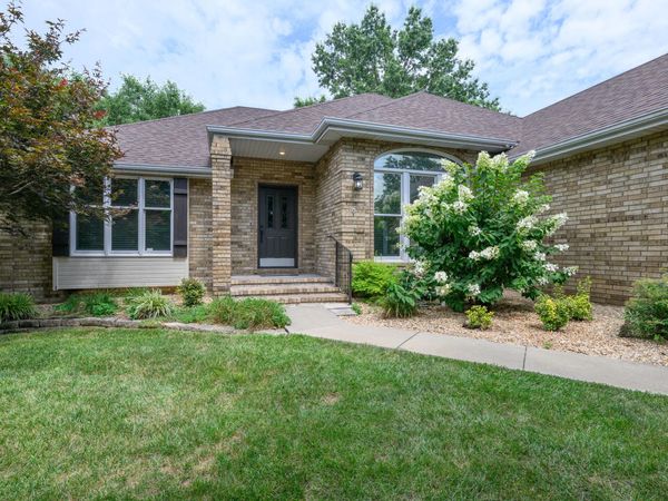 4602 S Forest Avenue, Springfield, MO 65810