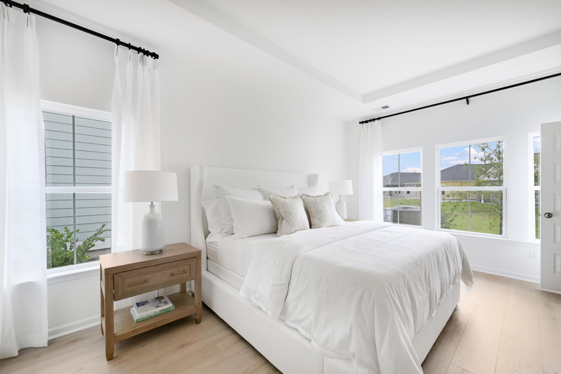 168 Ireland Drive Photo 20