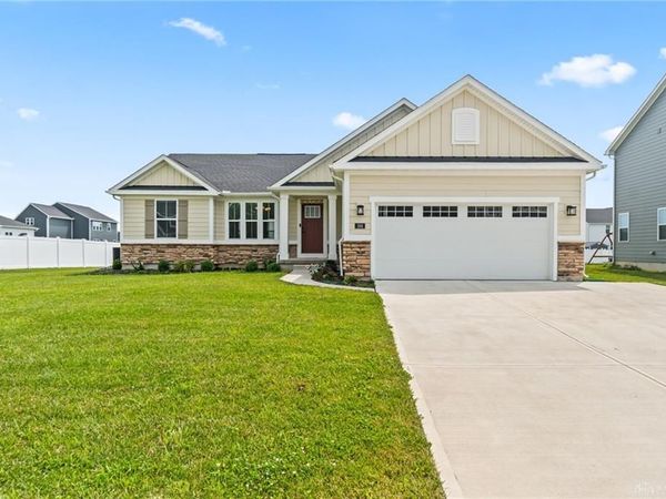 168 E Chapel Drive, Troy, OH 45373