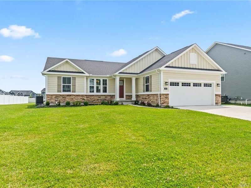 168 E Chapel Drive, Troy, OH 45373 Photo 2