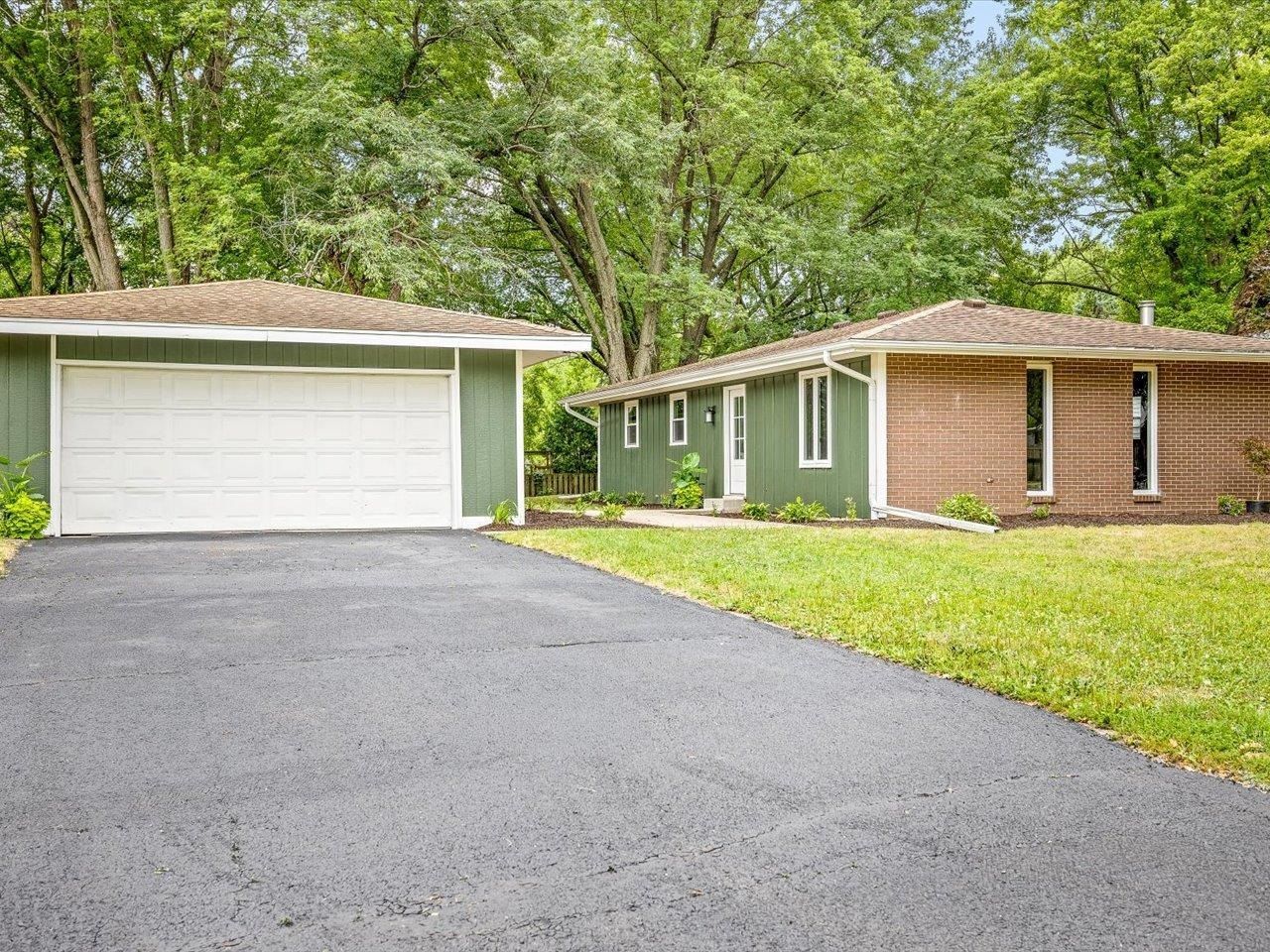 4659 Brougham Drive, Rockford, IL 61114 Main Photo