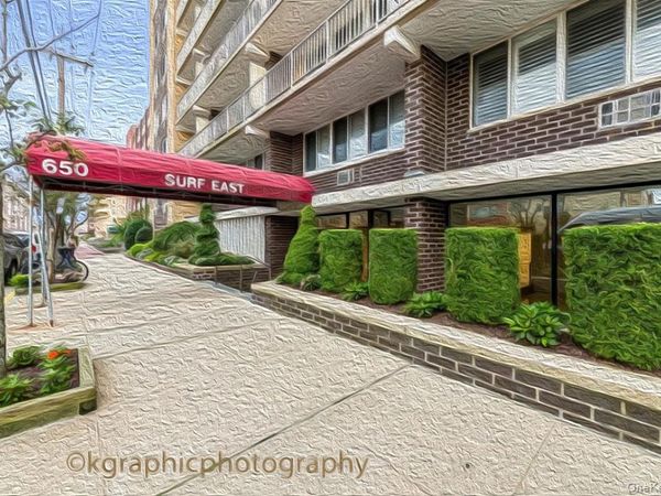 650 Shore Road, Unit 2N 3rd flr, Long Beach, NY 11561