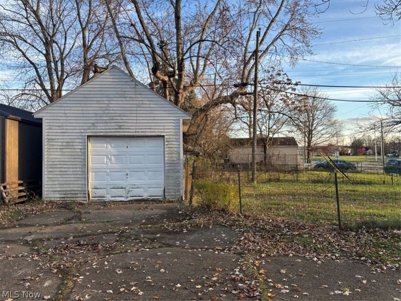 1820 Midway Avenue NE, Canton, OH 44705 Photo 5