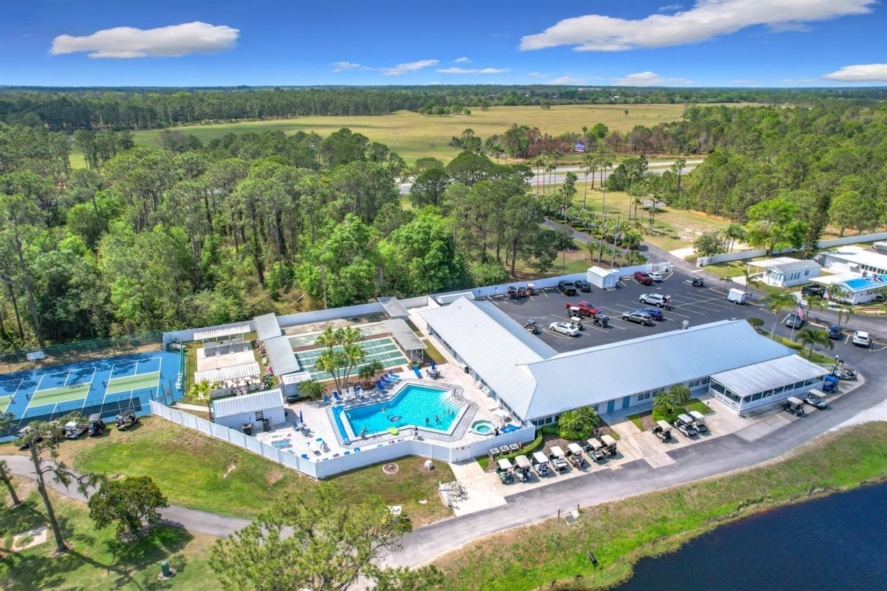 452 Par Drive , Frostproof, FL 33843 Photo