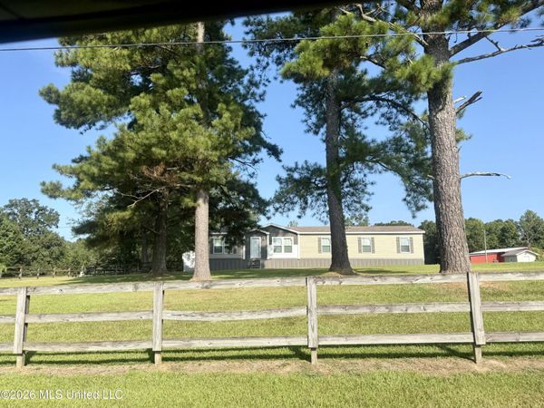 2417 Lake Lincoln Drive, Wesson, MS 39191