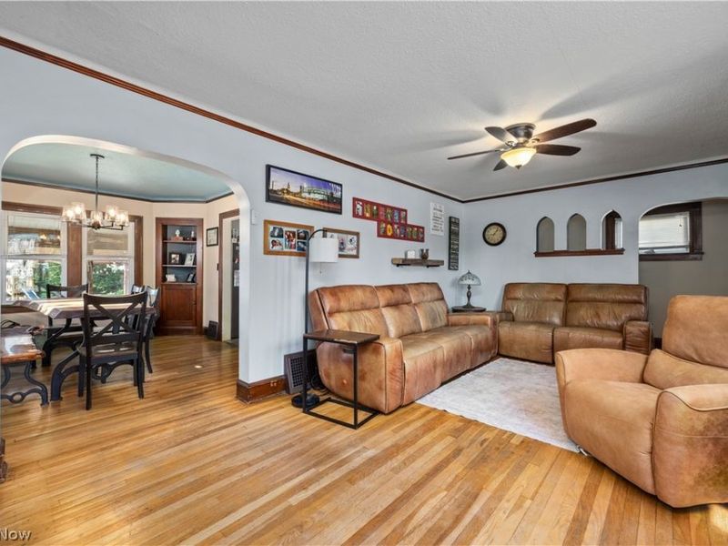 16903 Woodbury Avenue, Cleveland, OH 44135 Photo 11