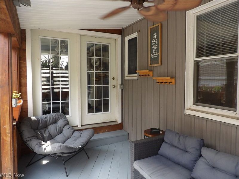 16903 Woodbury Avenue, Cleveland, OH 44135 Photo 4