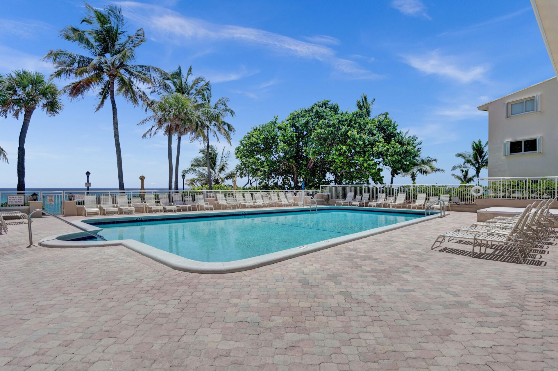 1051 Hillsboro Mile, Unit 510e, Hillsboro Beach, FL 33062 Photo