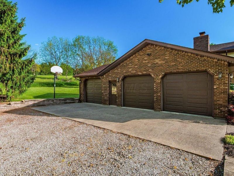 5280 Cotterman Road SE, Heath, OH 43056 Photo 2