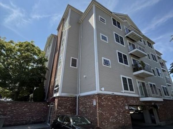 260 Main St, Unit 305, Malden, MA 02148