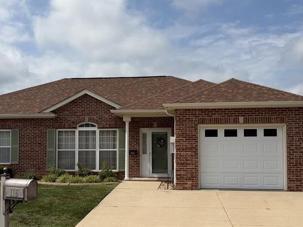 115 Saint Christopher Court , Mascoutah, IL 62258