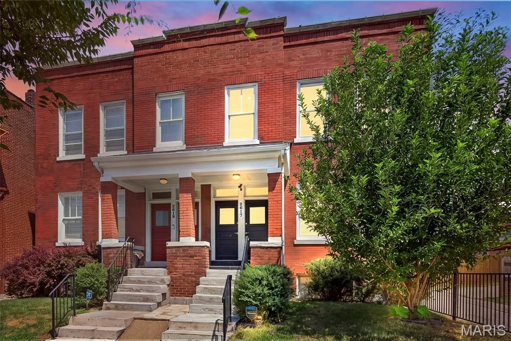 2617 Armand Place, Saint Louis, MO 63104 Main Photo