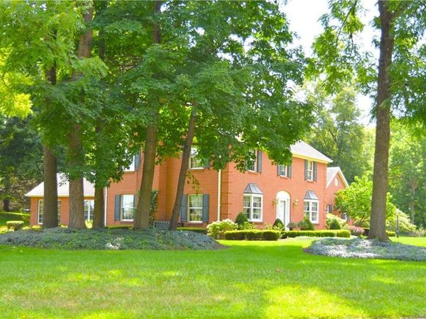10265 Little Turtle Lane, Piqua, OH 45356