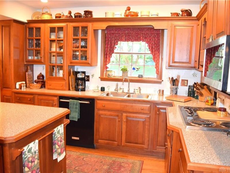 10265 Little Turtle Lane, Piqua, OH 45356 Photo 32
