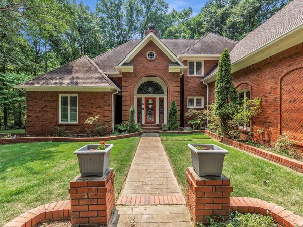 8953 PLANTERS WOODS CV, Bartlett, TN 38133