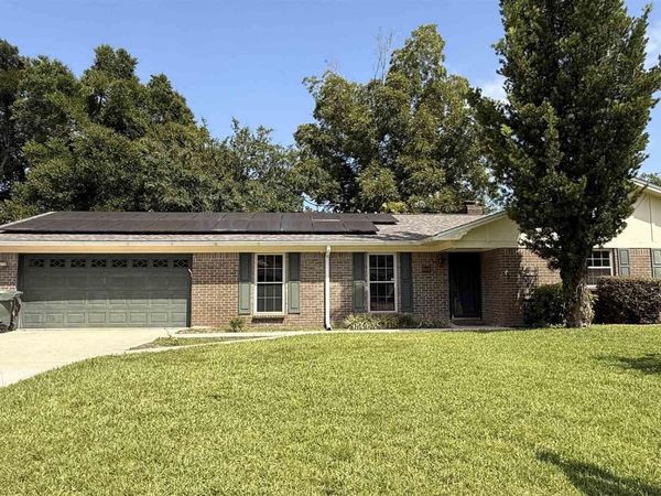 6996 Forshalee St, Pensacola, FL 32503