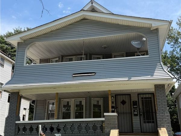 981 Thornhill Drive, Cleveland, OH 44108