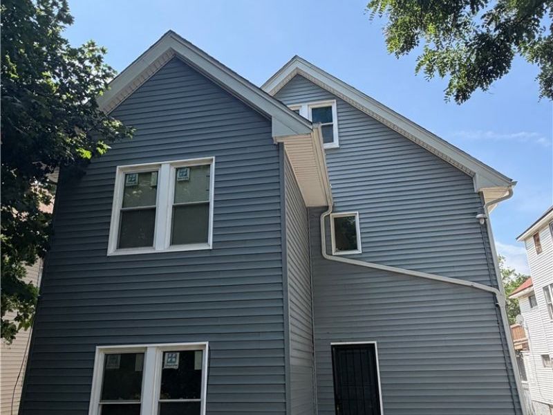 981 Thornhill Drive, Cleveland, OH 44108 Photo 3