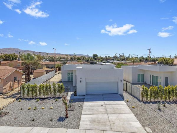 15464 Avenida Rambla , Desert Hot Springs, CA 92240
