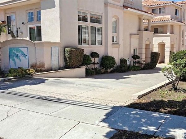 22491 Kent , Torrance, CA 90505