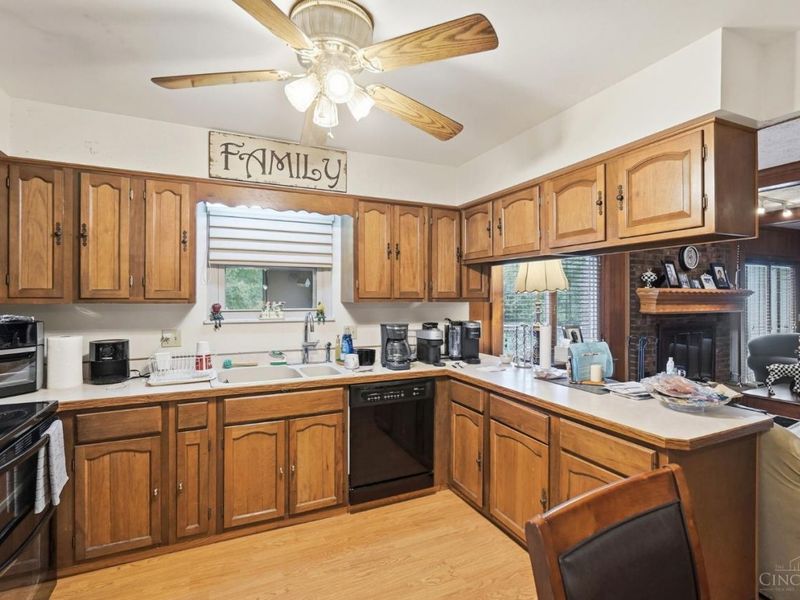7031 Butterwood Drive, West Chester, OH 45241 Photo 14