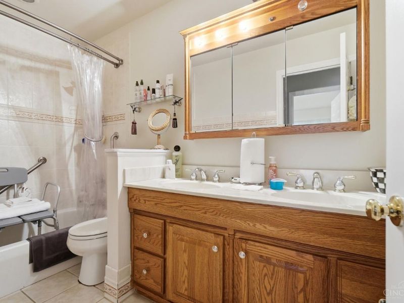 7031 Butterwood Drive, West Chester, OH 45241 Photo 30