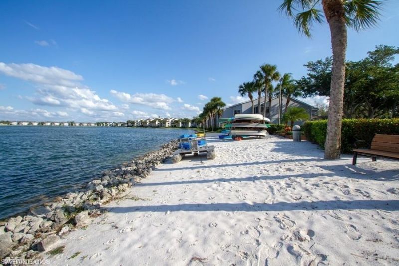 2885 Citrus Lake Dr, Unit N-305, Naples, FL 34109 Photo
