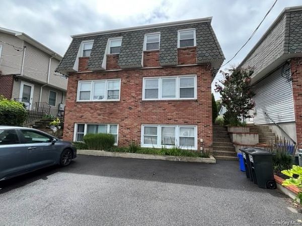 1 Inwood Road , Unit B, Port Washington, NY 11050