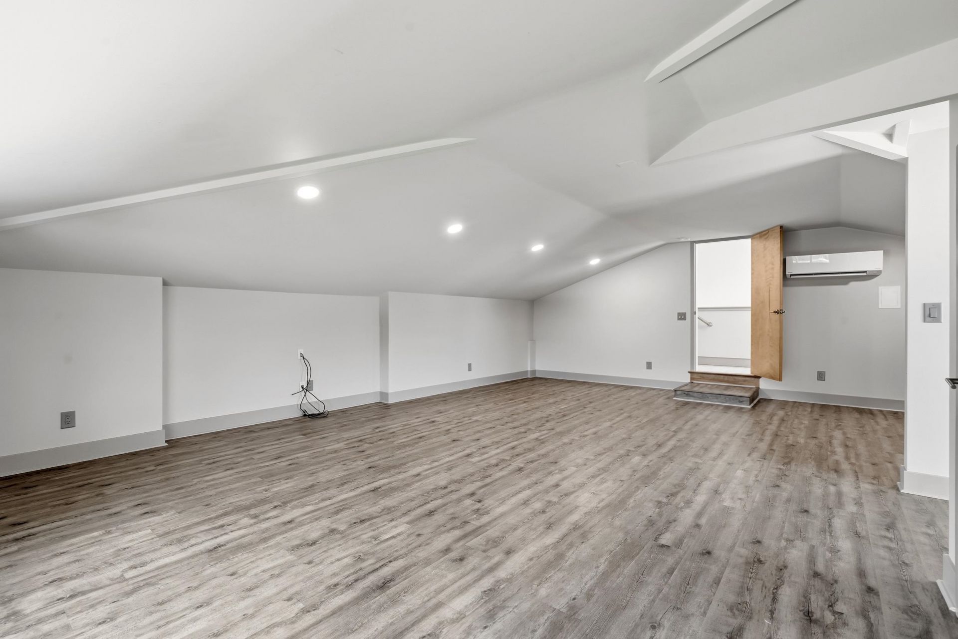 5021 Wynfield Dr. Photo 38