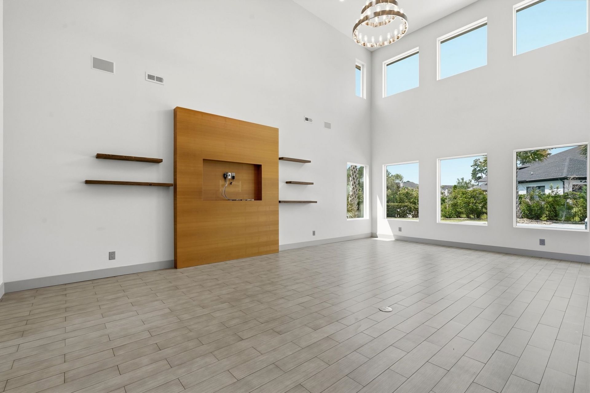 5021 Wynfield Dr. Photo 9