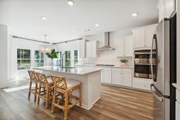 132 Archers Bay Street photo 4
