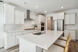 132 Archers Bay Street photo 4