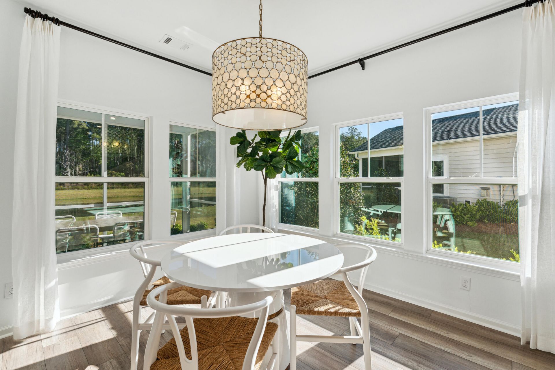 132 Archers Bay Street Photo 5
