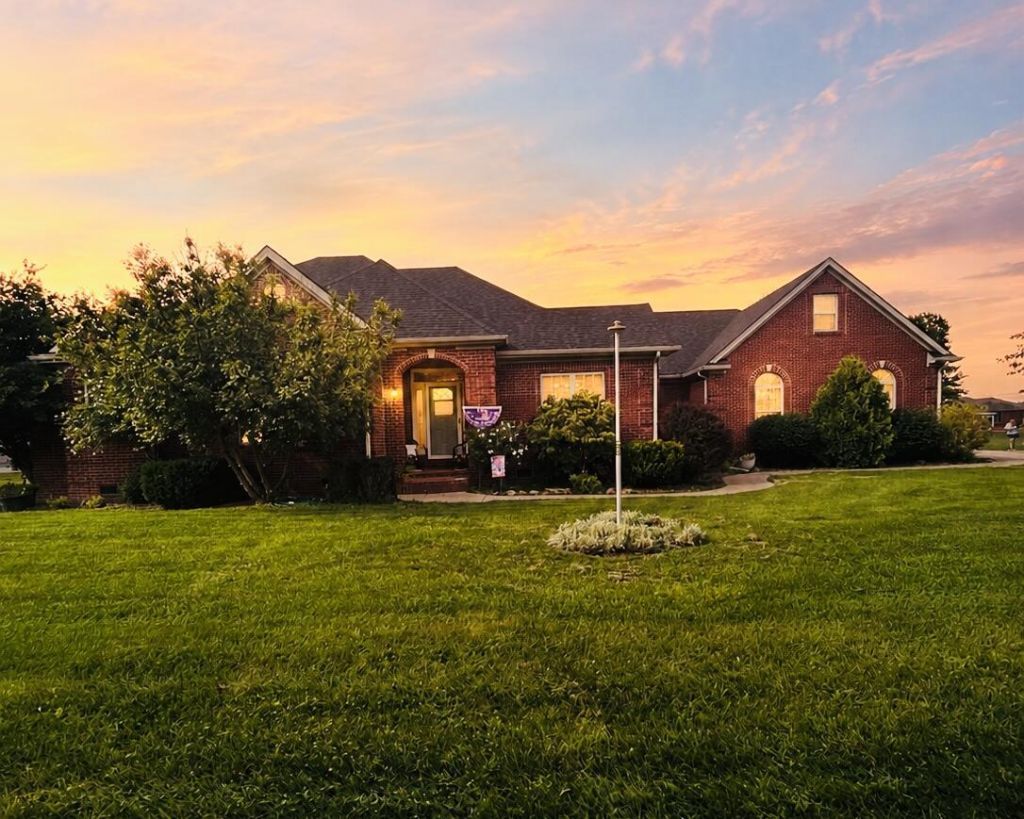 325 Elmsleigh Drive, Berea, KY 40403 Main Photo