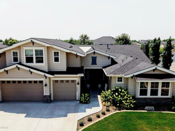 5853 W Venetian Dr, Eagle, ID 83616