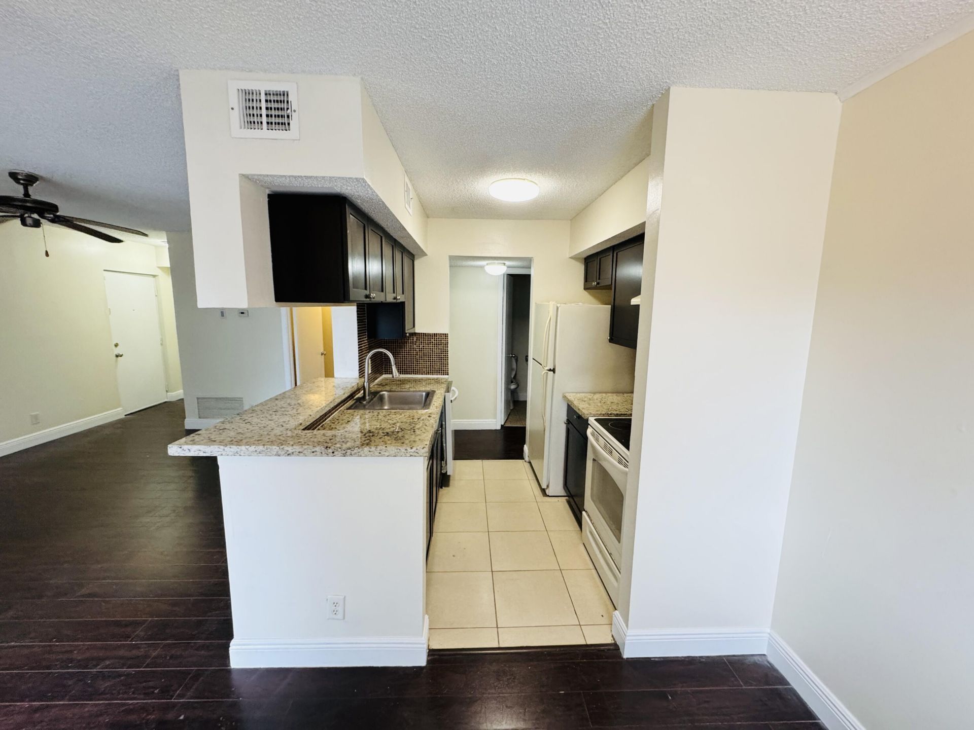 5686 Rock Island Road, Unit 115, Tamarac, FL 33319 Photo