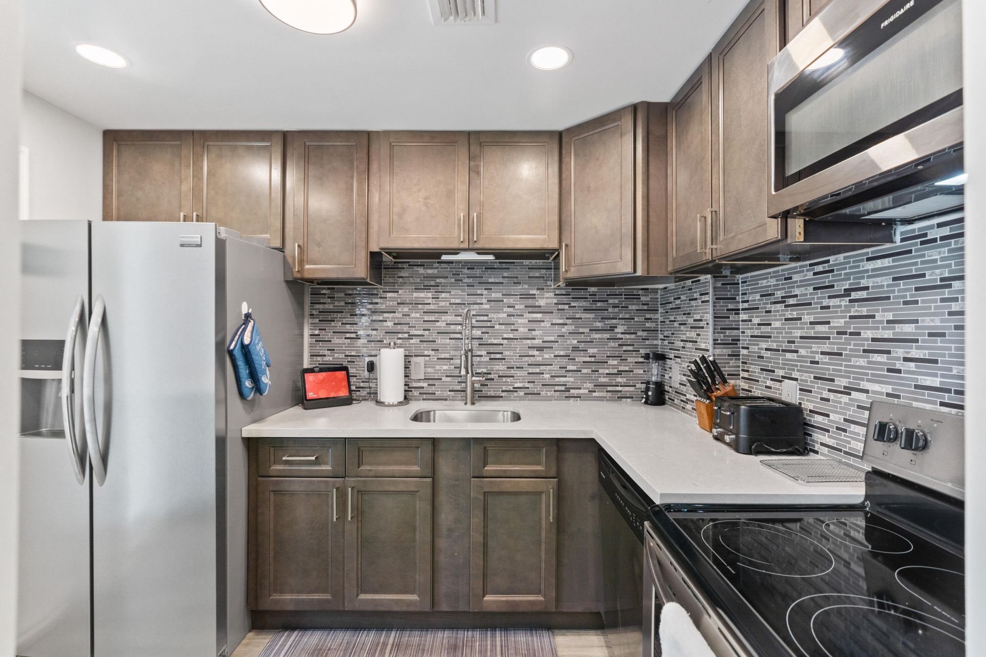 1967 S Ocean Boulevard, Unit 107, Lauderdale by the Sea, FL 33062 Photo