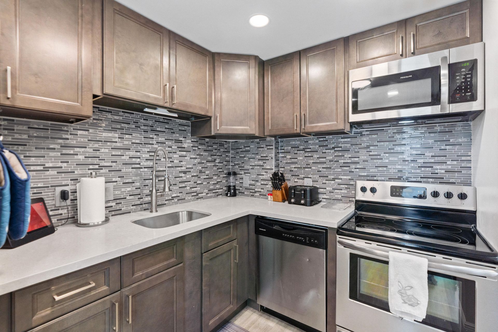 1967 S Ocean Boulevard, Unit 107, Lauderdale by the Sea, FL 33062 Photo