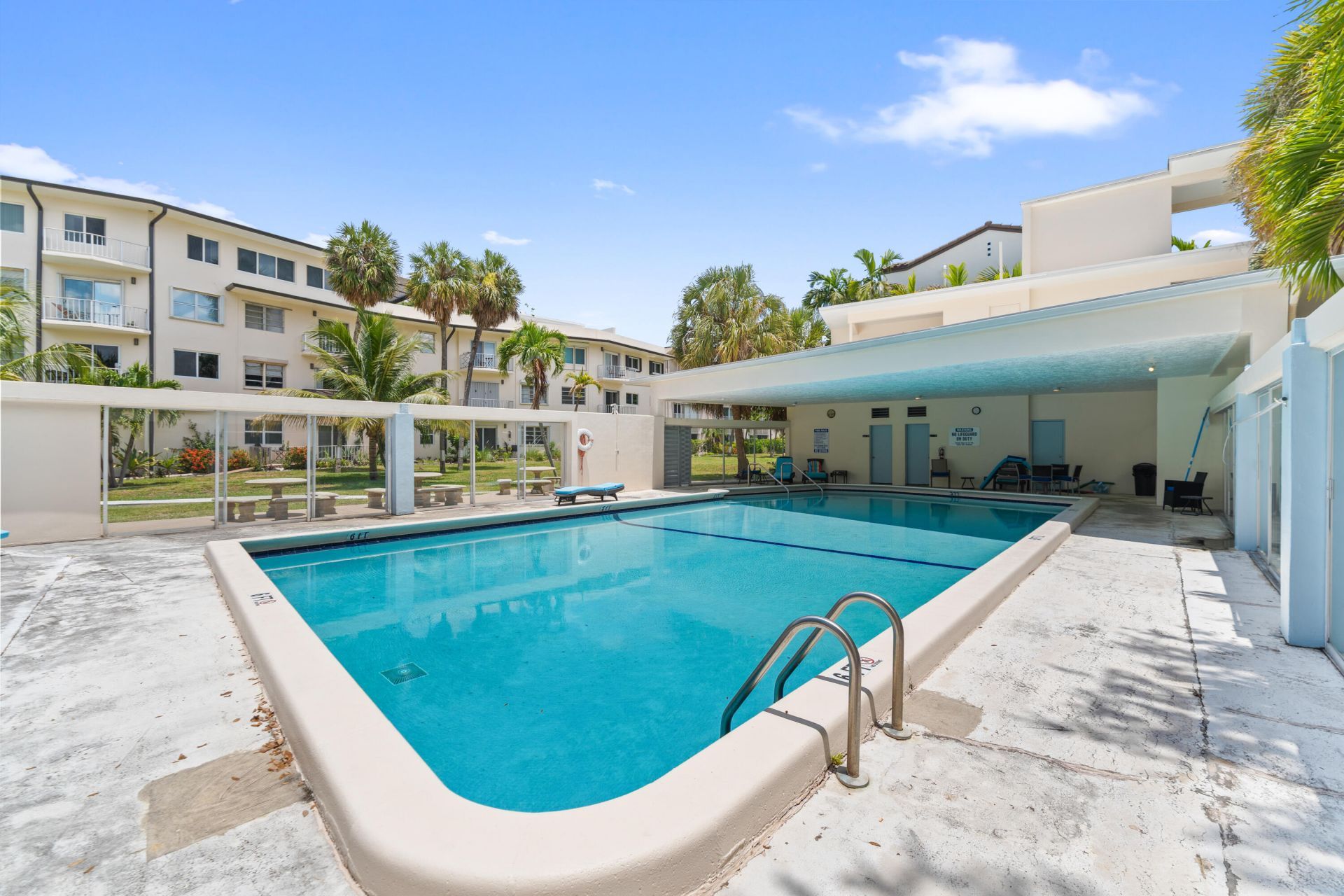 1967 S Ocean Boulevard, Unit 107, Lauderdale by the Sea, FL 33062 Photo
