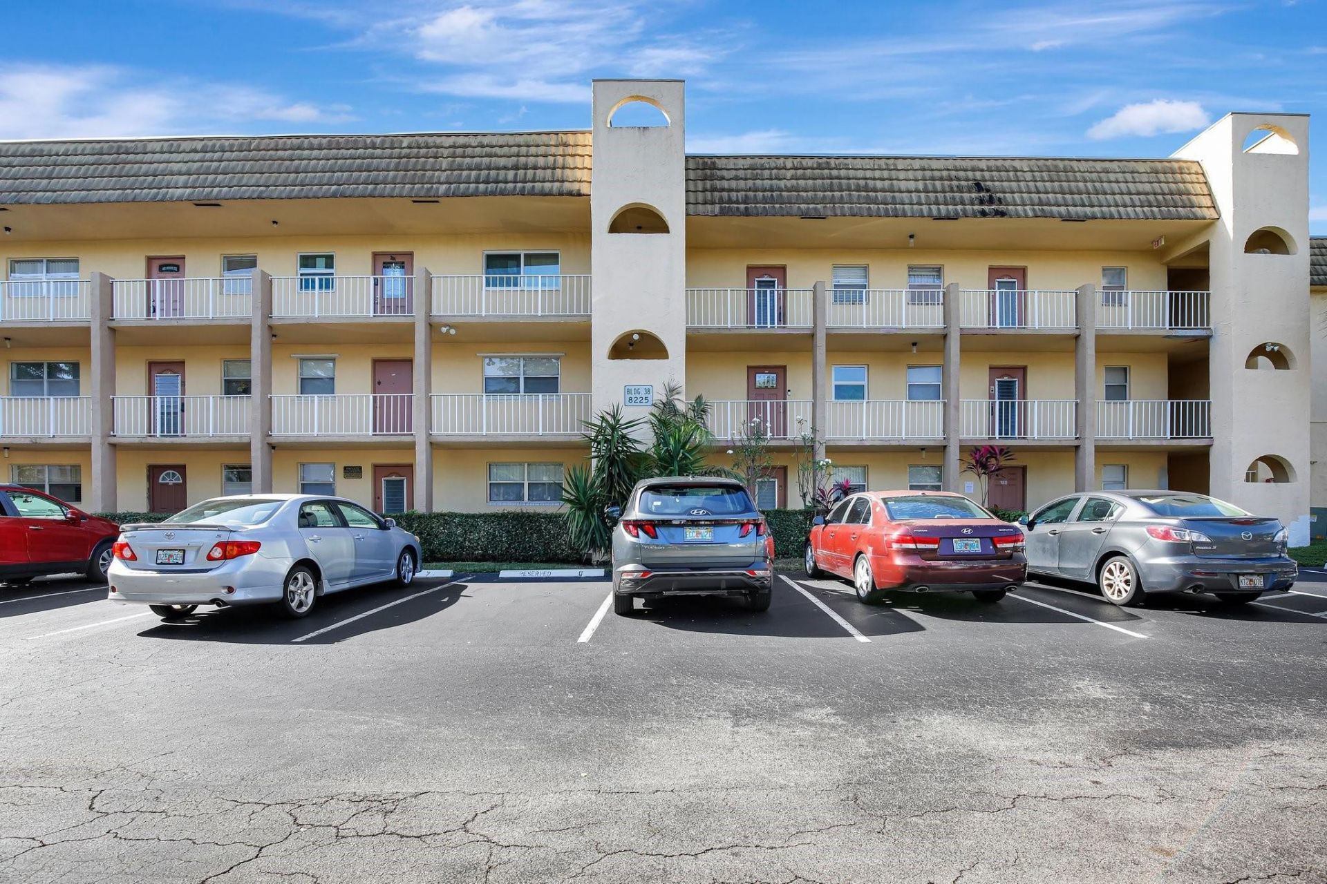 8225 Sunrise Lakes Boulevard, Unit 303, Sunrise, FL 33322 Photo