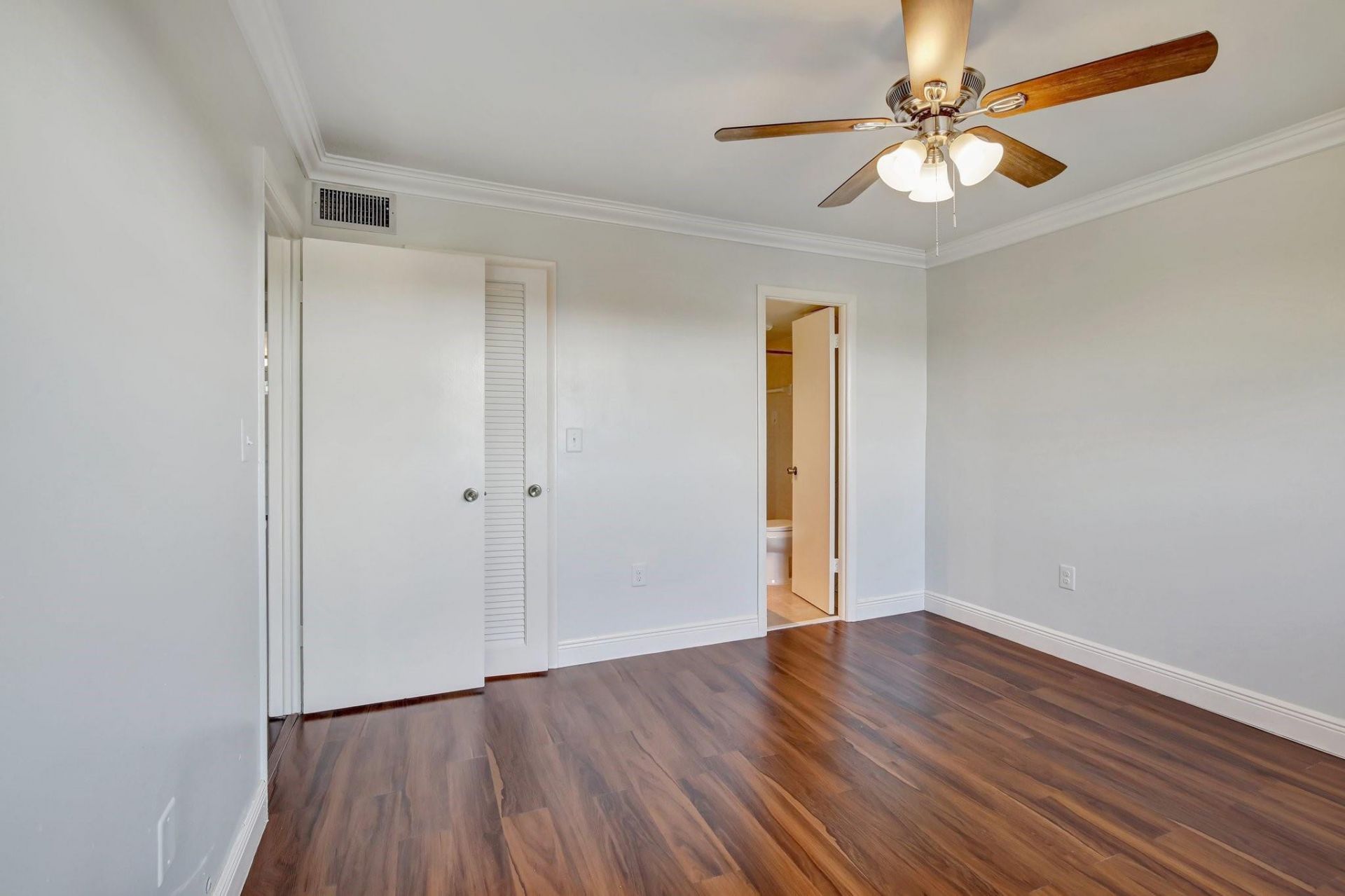 8225 Sunrise Lakes Boulevard, Unit 303, Sunrise, FL 33322 Photo
