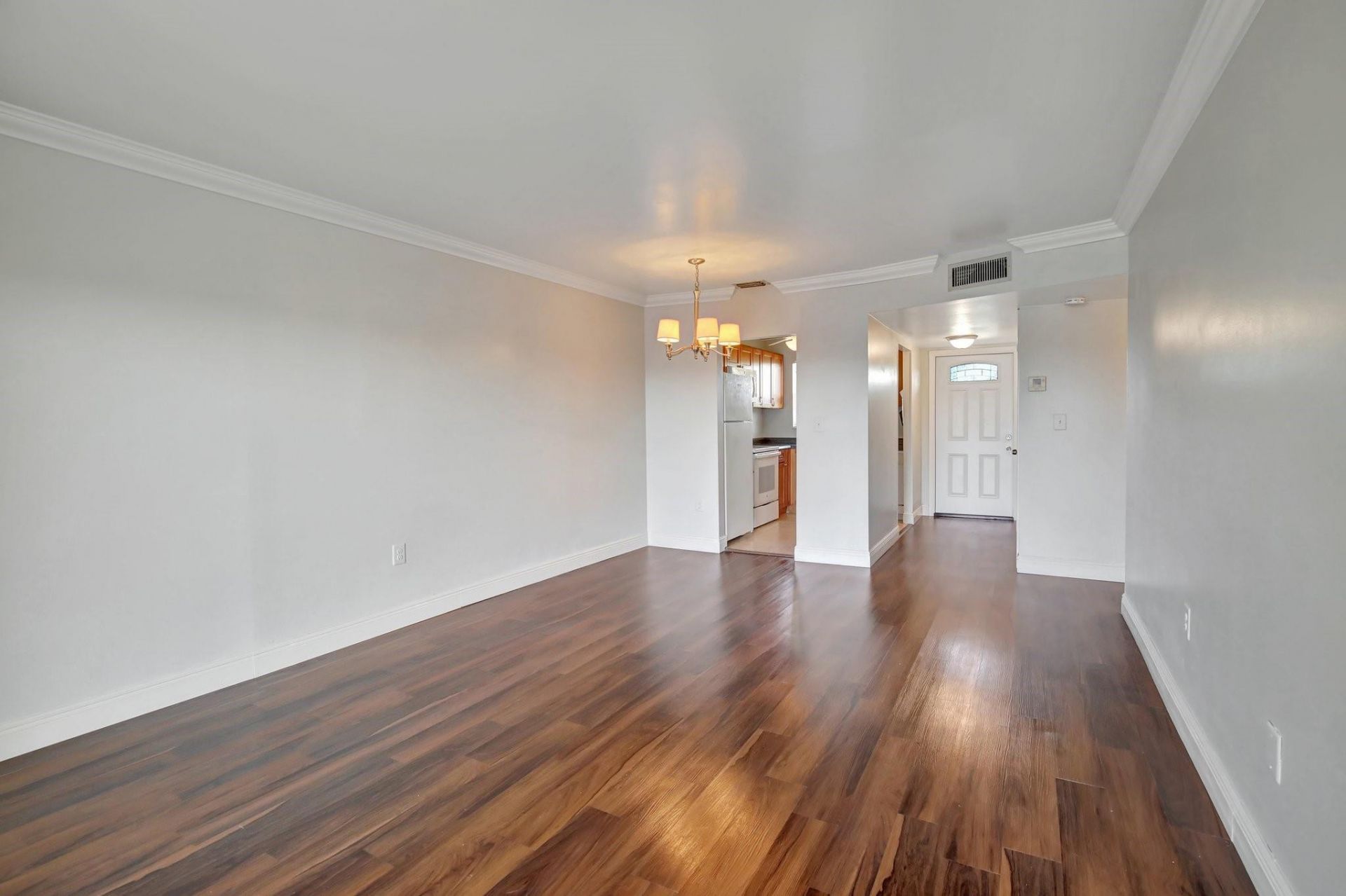 8225 Sunrise Lakes Boulevard, Unit 303, Sunrise, FL 33322 Photo