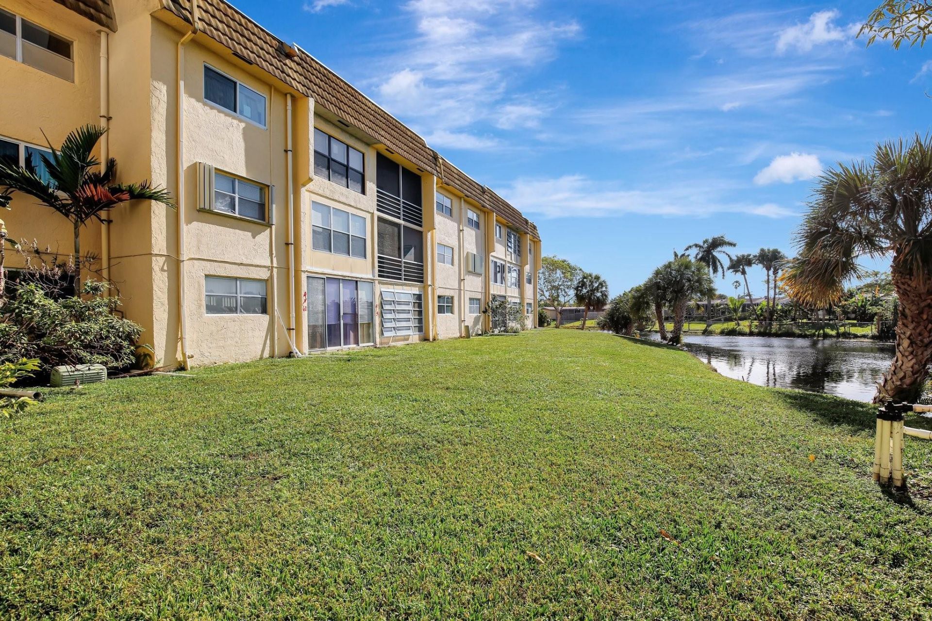 8225 Sunrise Lakes Boulevard, Unit 303, Sunrise, FL 33322 Photo