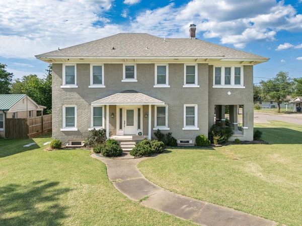 2402 N Beard Avenue, Shawnee, OK 74804