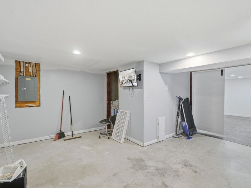 6893 Vally Down Road, Dublin, OH 43017 Photo 32