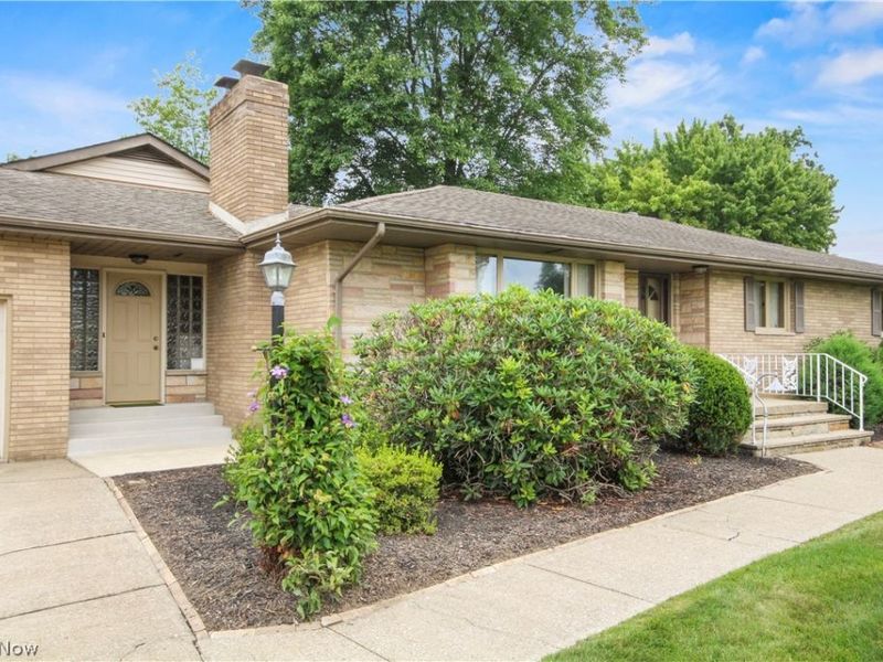 2494 Ardenwood Place, Austintown, OH 44515 Photo 3