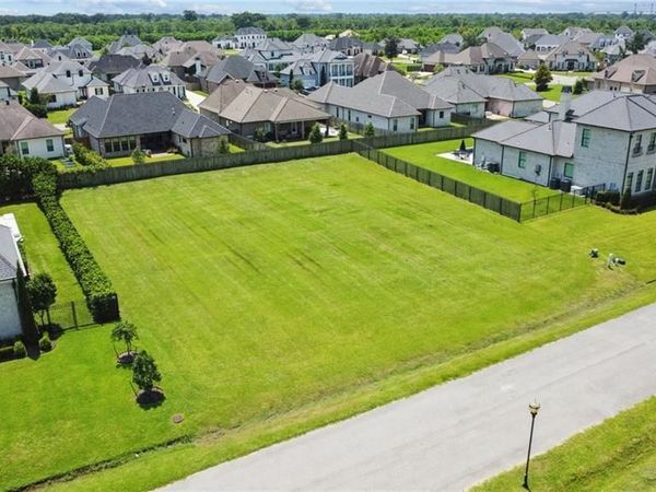324 CYPRESS CROSSING Drive , Belle Chasse, LA 70037