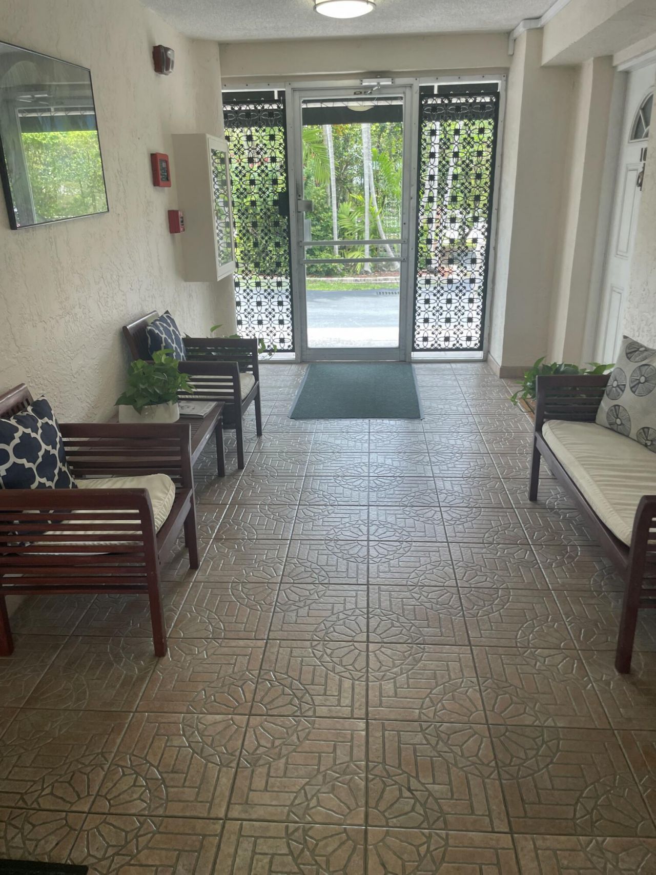 1731 SE 15th Street, Unit 505, Fort Lauderdale, FL 33316 Photo