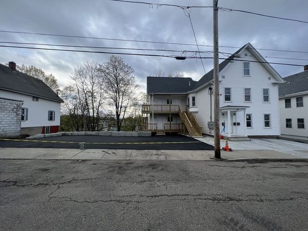 143 Pine St, Unit 3, Leominster, MA 01440